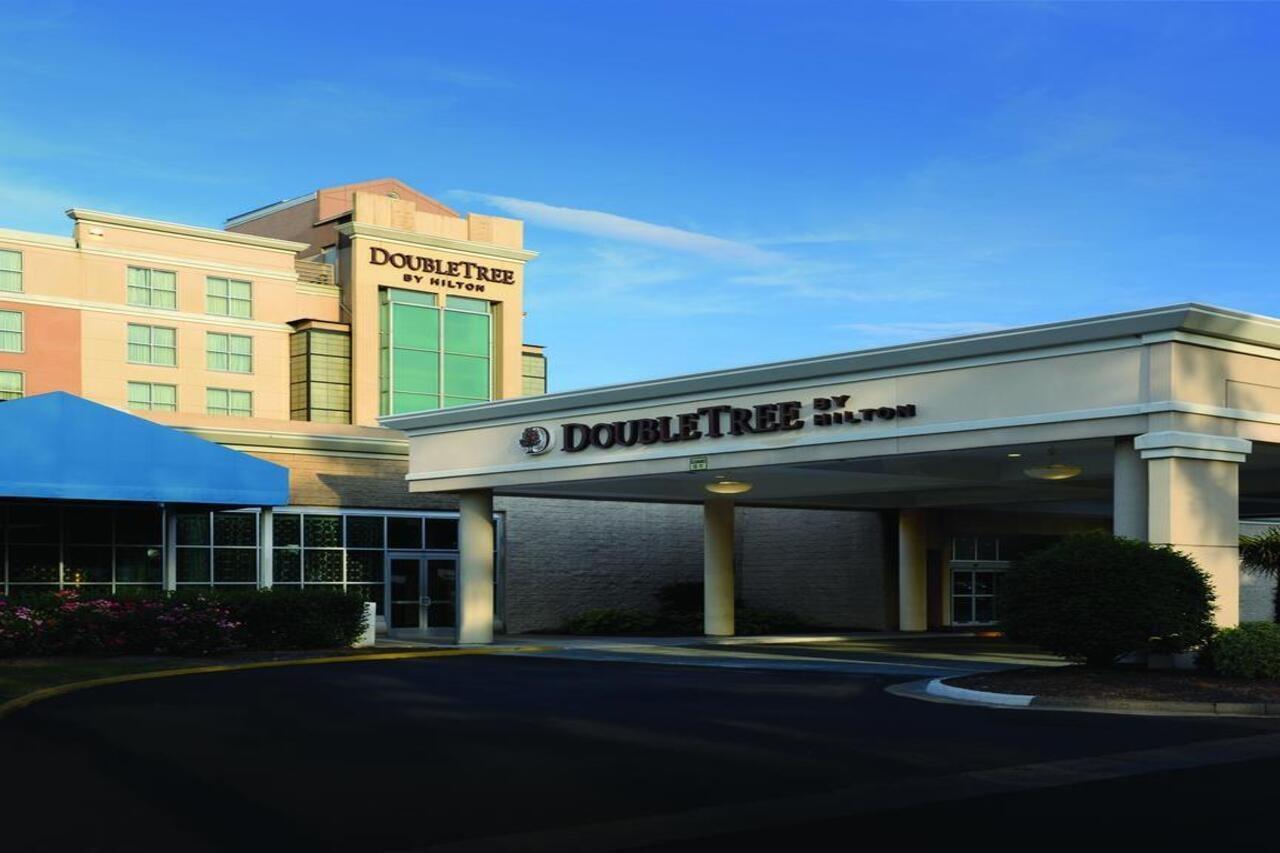 Doubletree By Hilton Norfolk Airport Hotel Екстериор снимка
