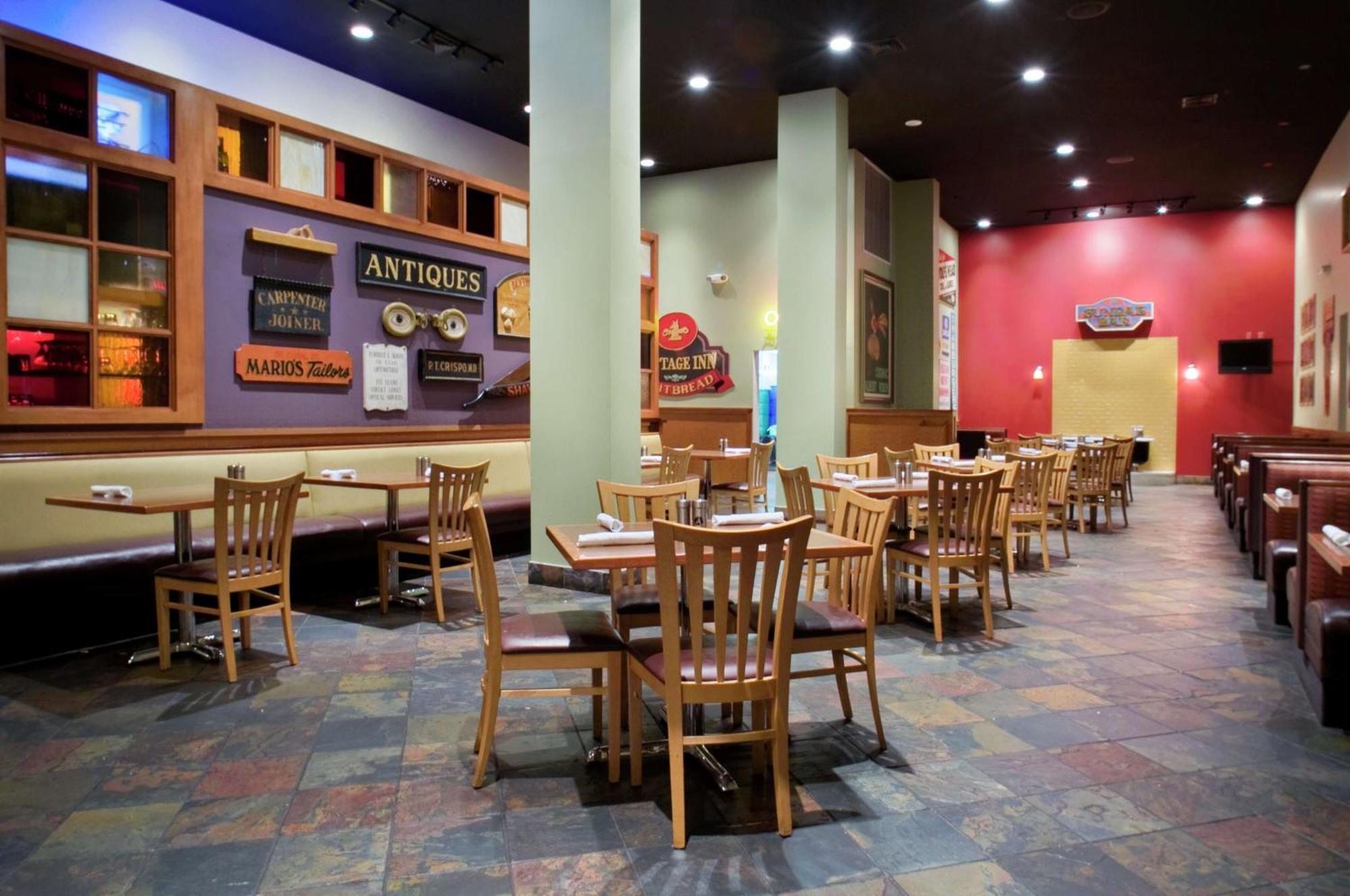 Doubletree By Hilton Norfolk Airport Hotel Екстериор снимка